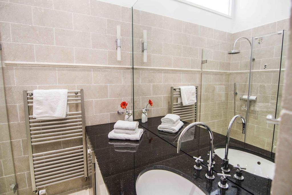 Helvetia Suites Düsseldorf Szoba fotó