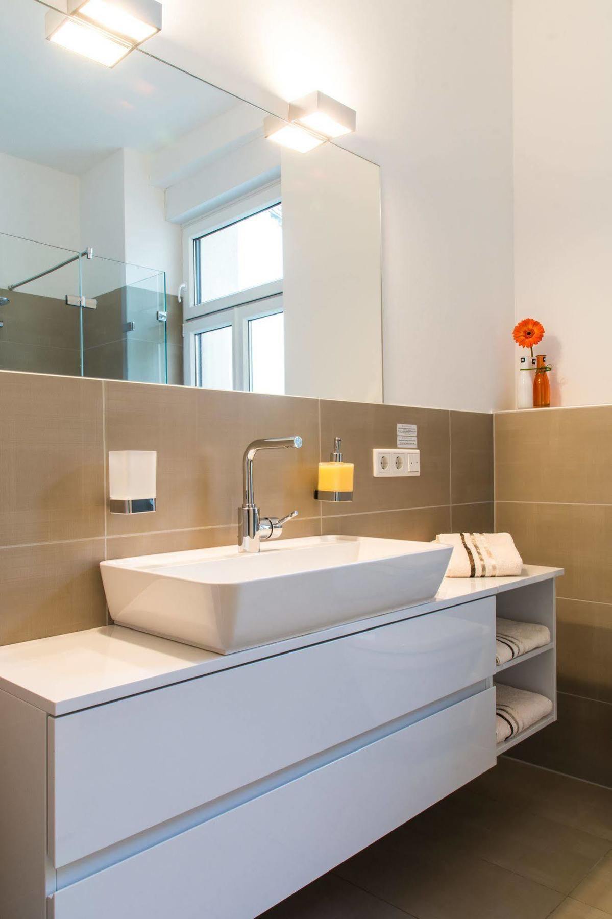 Helvetia Suites Düsseldorf Kültér fotó