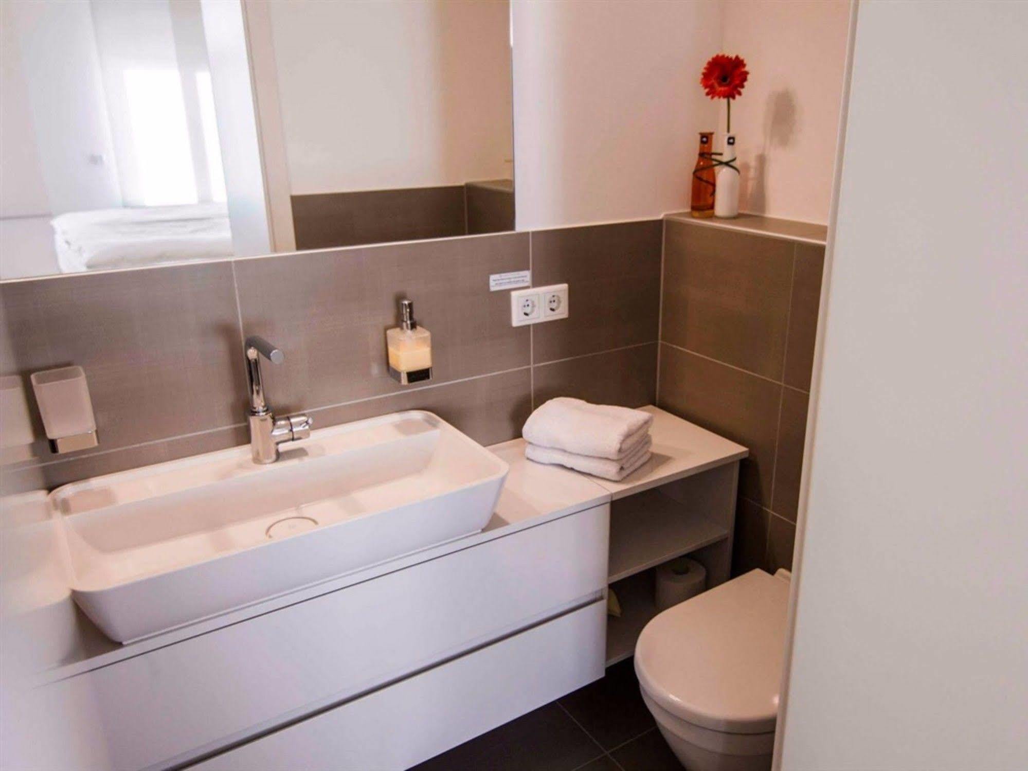 Helvetia Suites Düsseldorf Kültér fotó