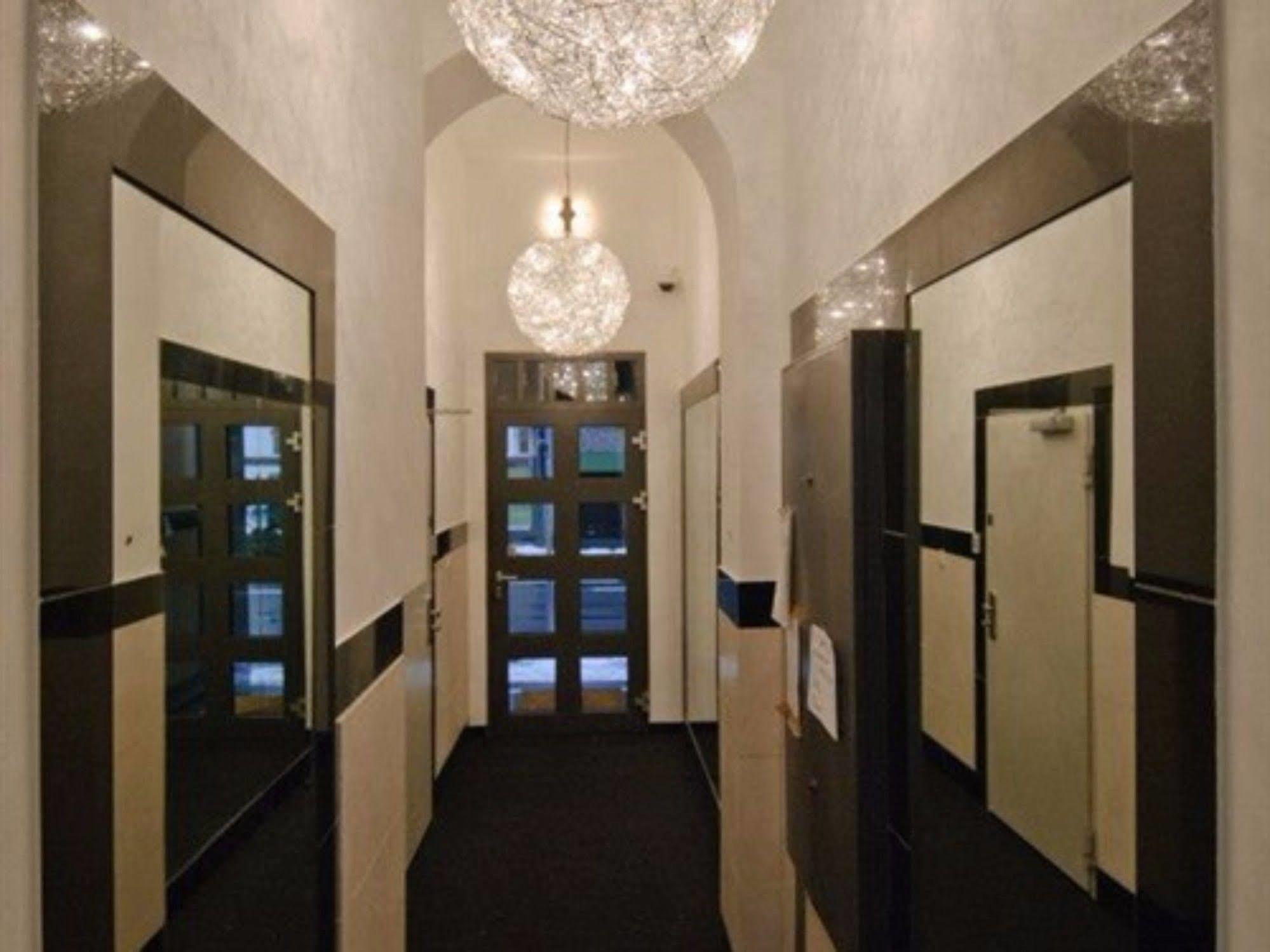 Helvetia Suites Düsseldorf Kültér fotó